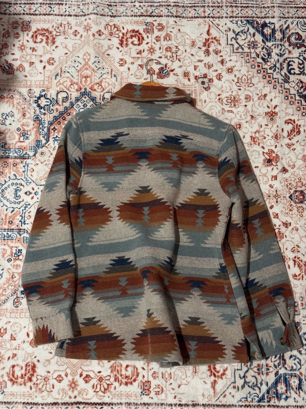 Idyllwind "Dawn" Southwestern Aztec Print Shirt Jacket Shacket NWOT Medium - Picture 8 of 9
